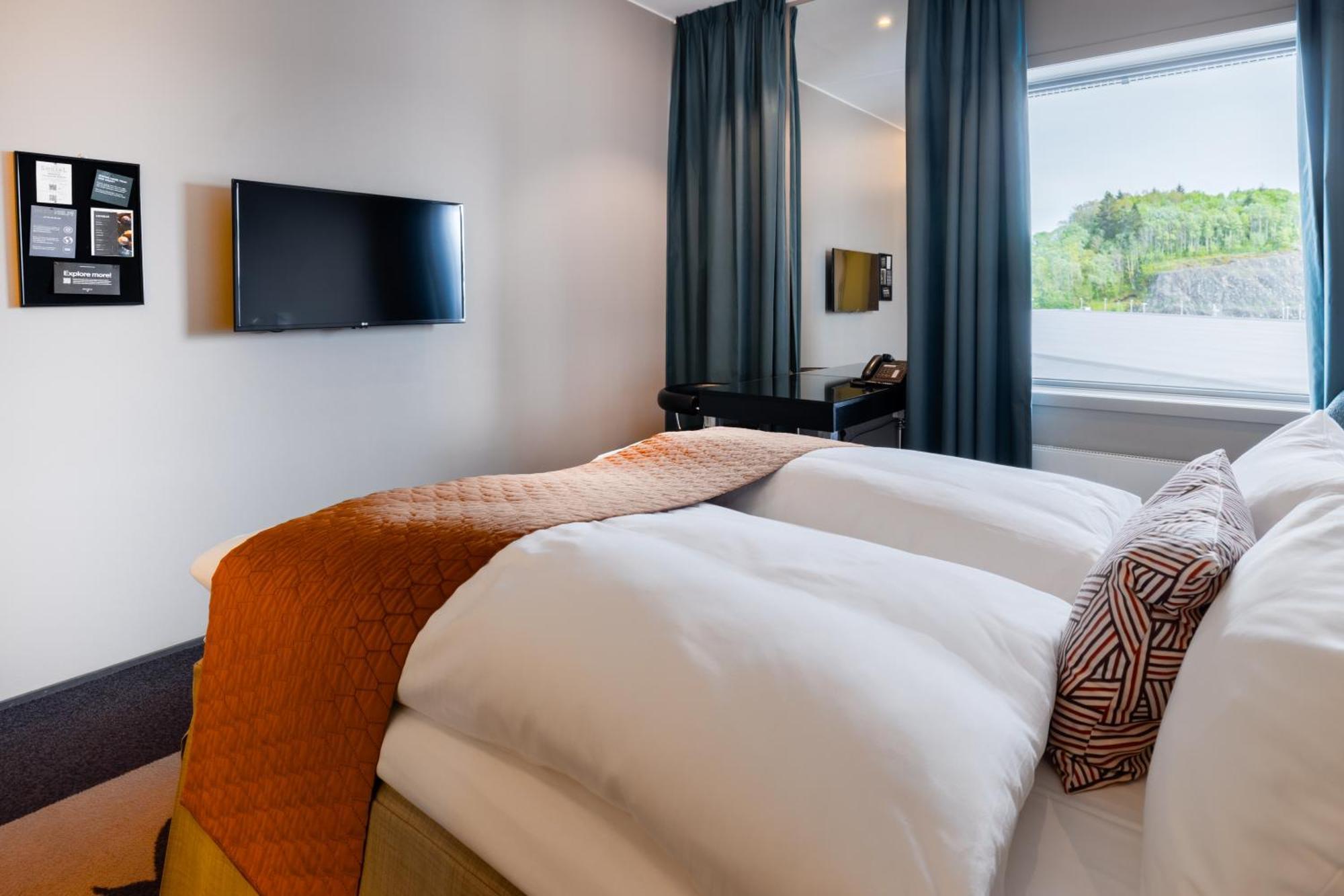 Standard Double or Twin Room,1697804280:JPEG